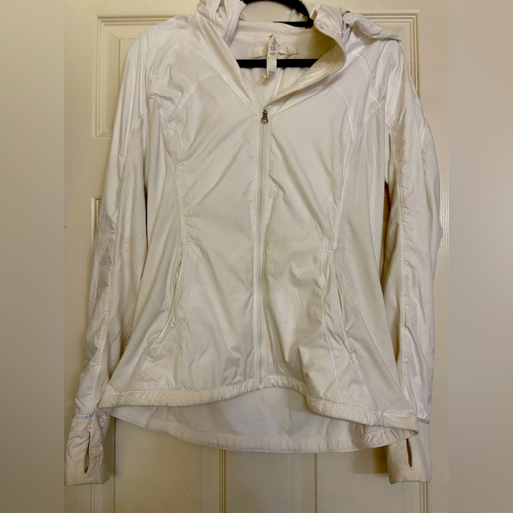 Lululemon jacket size 10.